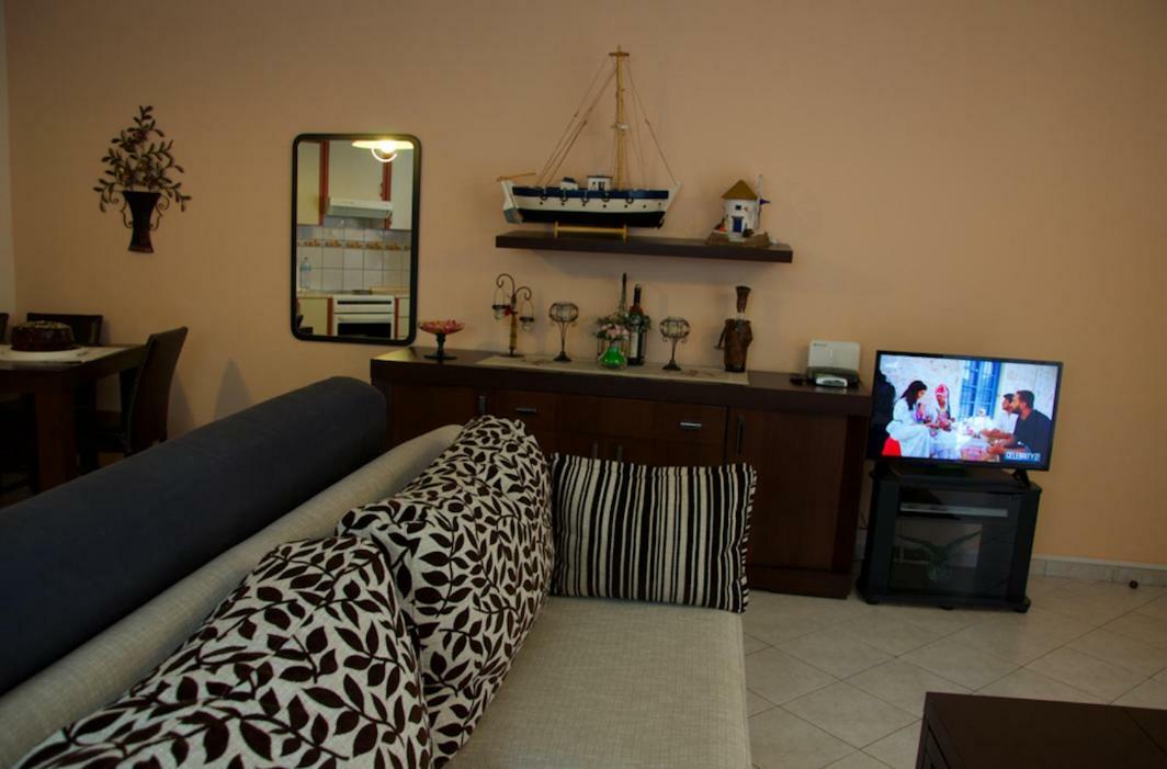 Chanioti Center Apartment Exterior photo